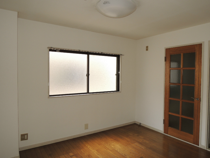 シャトレー・ラ・ドゥー リビング