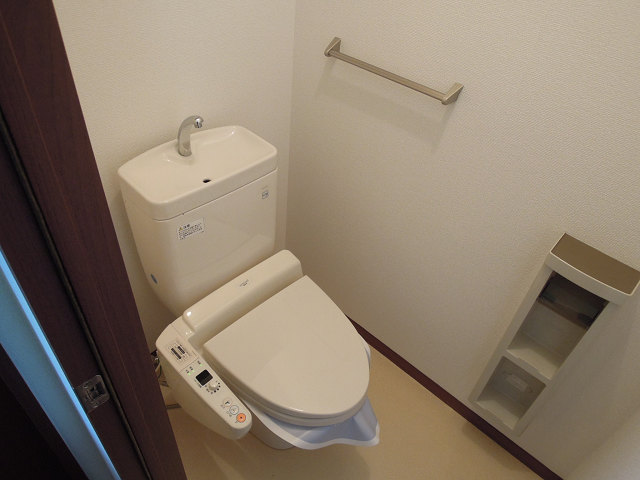 シャーメゾン植田 トイレ