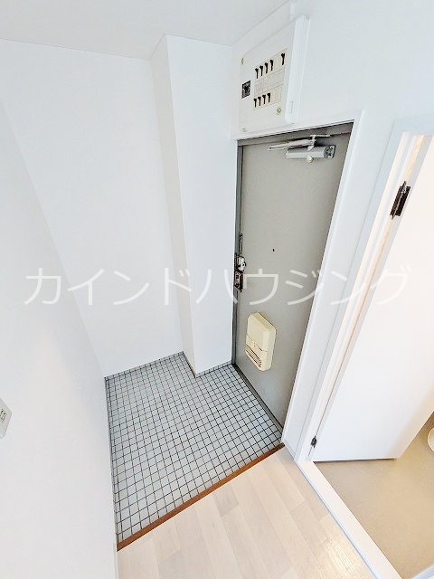 大阪府大阪市住之江区西住之江２丁目 玄関