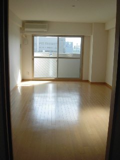 愛知県名古屋市中区新栄１丁目 リビング