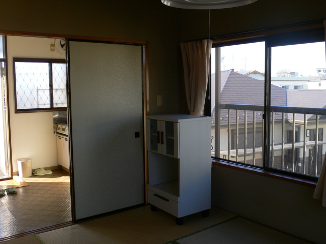 白梅荘B リビング