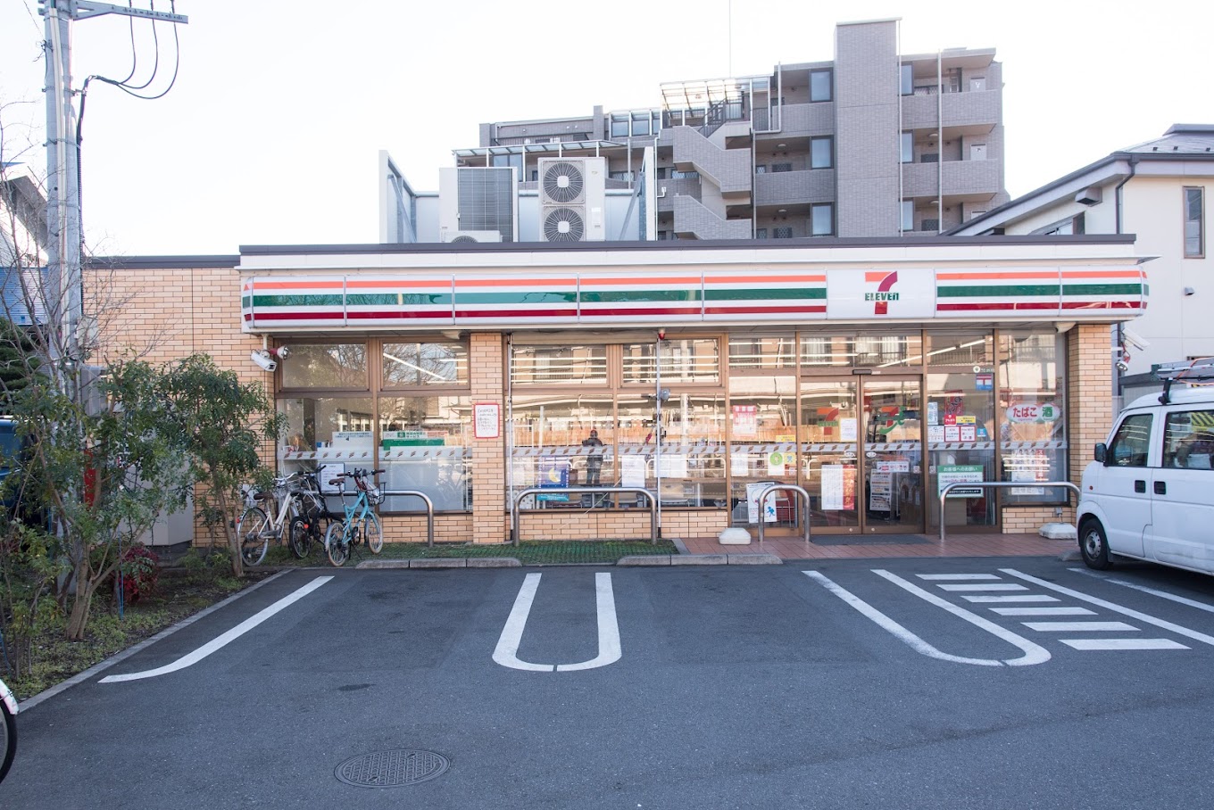 Tフラット コンビニ