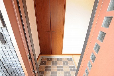 ラ・ポール中井 玄関