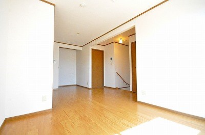 ユーシャイン リビング