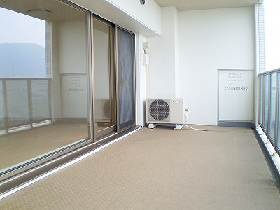 ポレスターメガシティ小倉ウエストガーデン(分譲賃貸) ベランダ