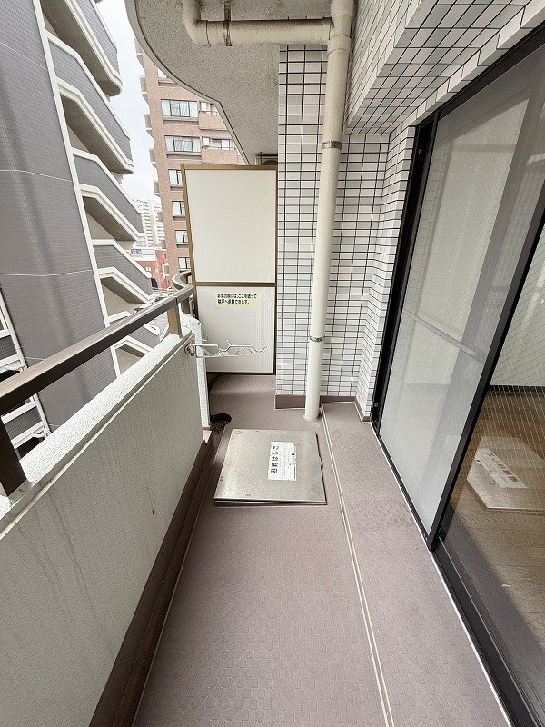 ライオンズマンション小倉駅南第３(分譲) ベランダ