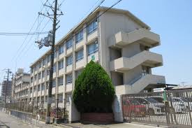ルネ岩崎 小学校