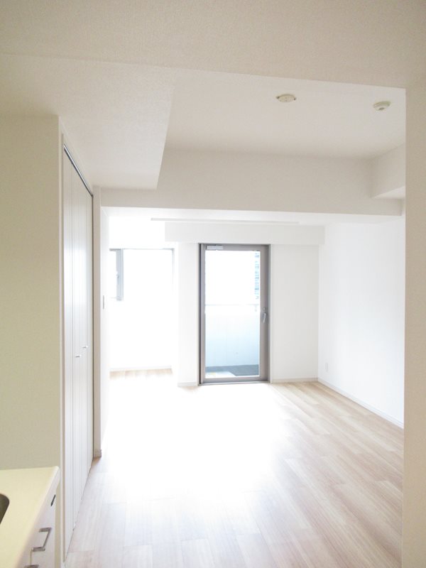 カスタリア新宿御苑 玄関