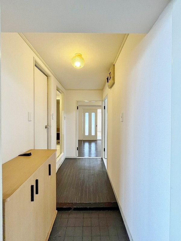 ニューサンリバー小倉 玄関