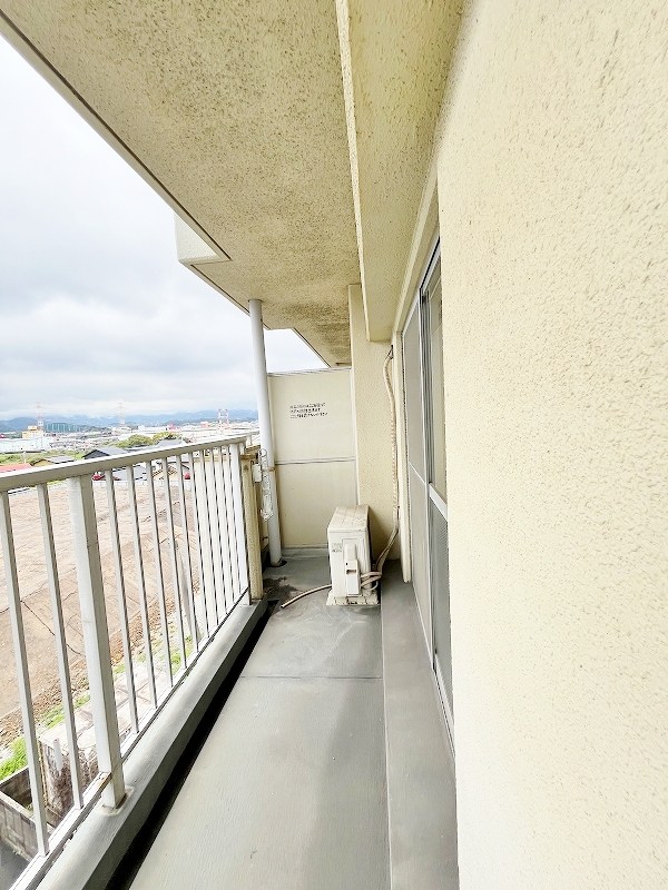 ニューサンリバー小倉 ベランダ