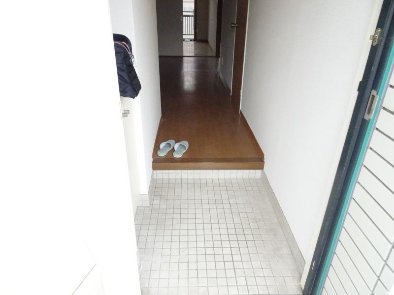 レフォール向ヶ丘 玄関