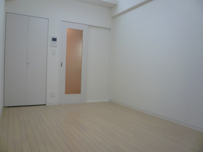 オリエンタル靭本町 ベッドルーム
