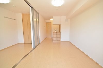 ドゥ　リヴェール リビング