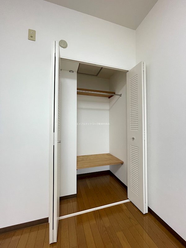 グランディール紫竹山 収納
