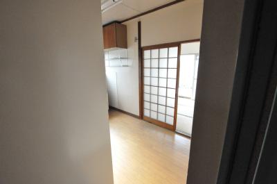 九設ビル　 玄関