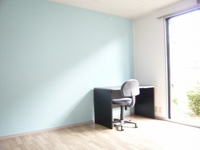 蓮見育英センターD棟 リビング