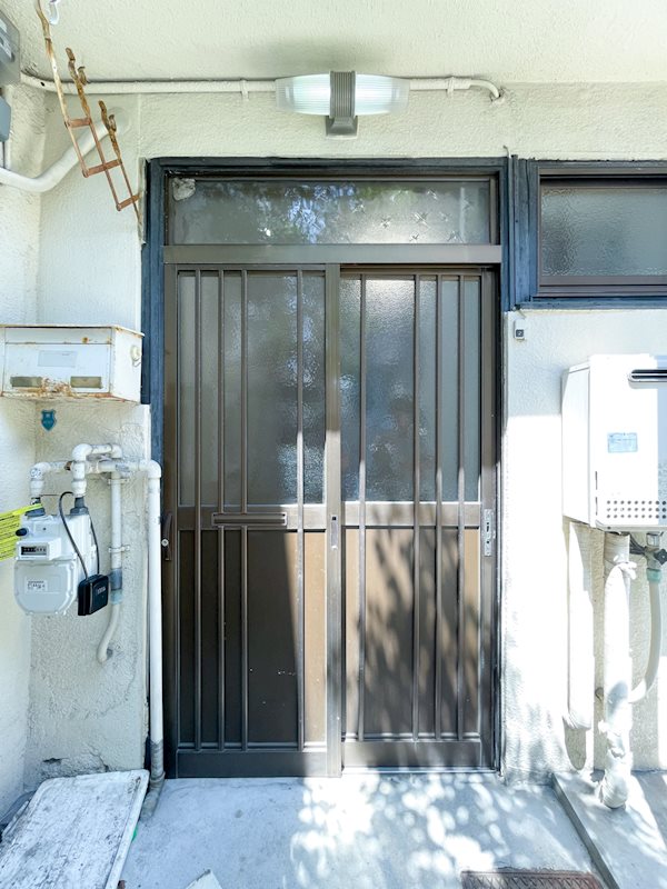 東雲アパートメント 玄関