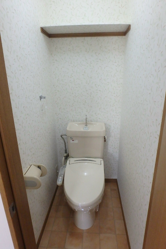 アベニュー上山A棟 トイレ