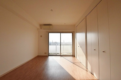 寿山ビル リビング