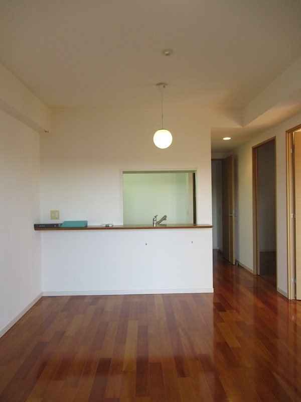 クリオ河辺 玄関