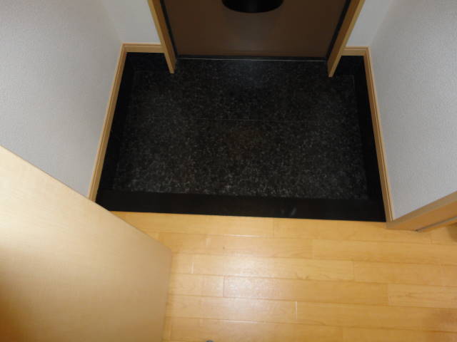 メゾンコンフォース 玄関