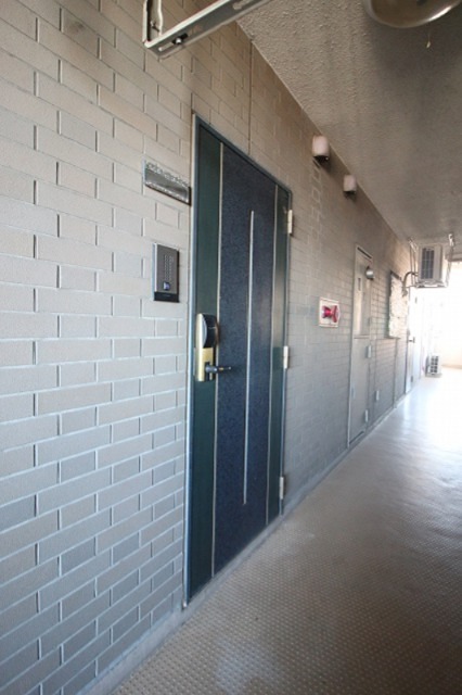 シャルマン・5 玄関