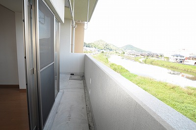 サンヒルズ高野(高齢者向け優良賃貸住宅) ベランダ