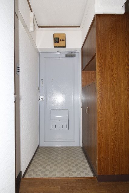 吉野原丸徳マンション 玄関