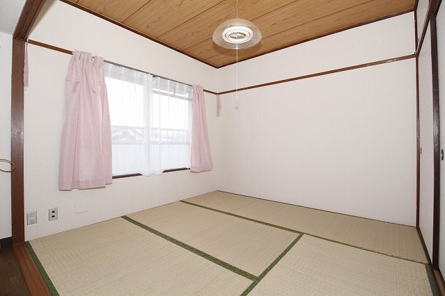 吉野原丸徳マンション リビング