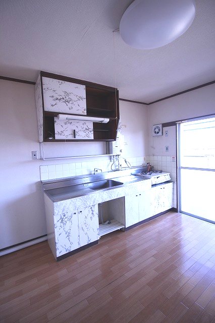 吉野原丸徳マンション キッチン