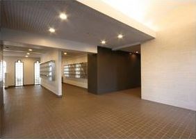 愛知県名古屋市熱田区比々野町 エントランス