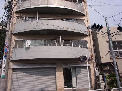 サンハイムカタギリ 202号室 外観