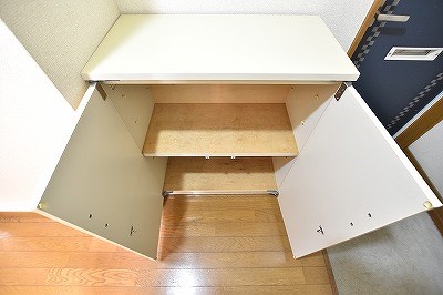 クレッシェンド西南 玄関