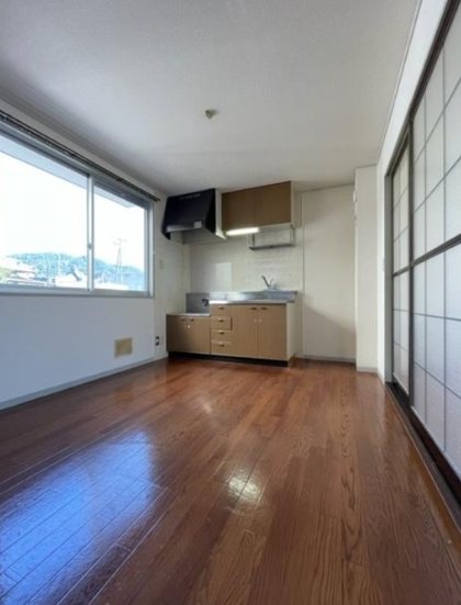 プレジール倉本　A棟 リビング