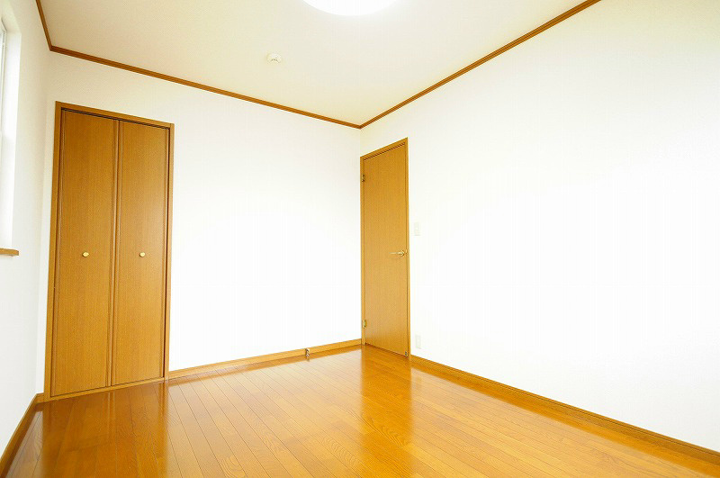 レジデンス志井　Ｂ棟 ベッドルーム