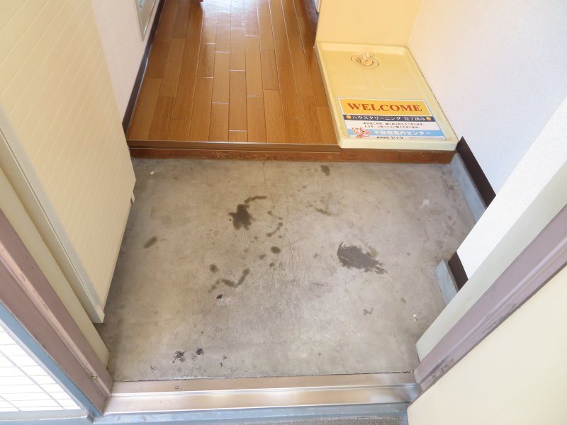 第一清水ビル 玄関