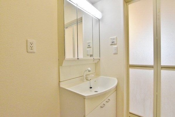 ジョイテル湯川Ａ棟 その他12