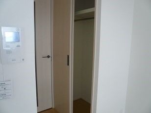 大阪府大阪市西区西本町１丁目 収納
