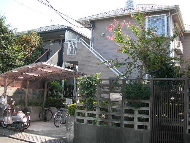 STハウス 102号室 外観