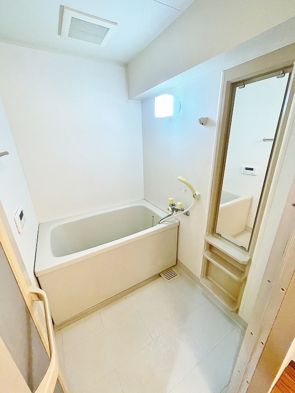 ギャラン小文字 風呂画像