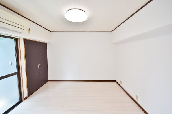 リバーサイドグリーン リビング