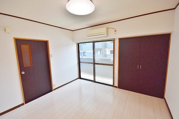 リバーサイドグリーン ベッドルーム