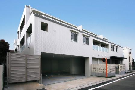 エスティメゾン都立大学 駐車場