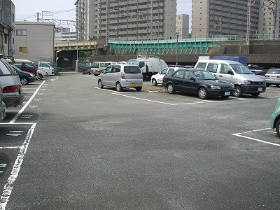 勝田駐車場 外観