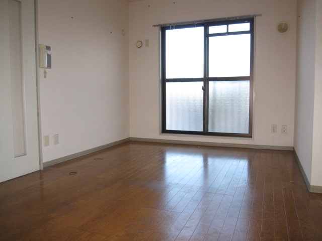 ガーデンビラ大宮 リビング