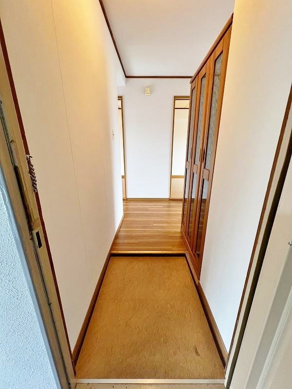 松井マンション 玄関