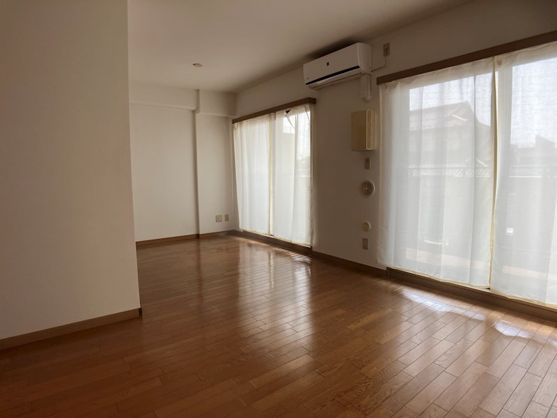 ザ・ミレニアムレジデンス リビング