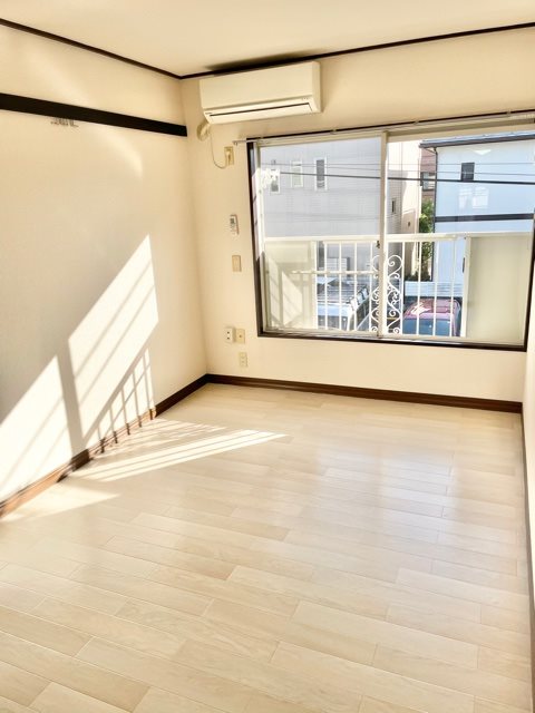 ルノトゥール横浜 ベッドルーム