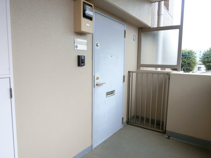 スカイ イン コート 玄関