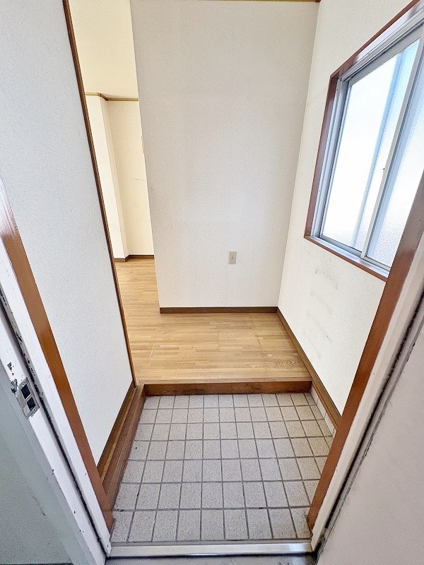 八重洲ビル 玄関